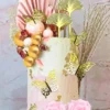 Decoratiune Tort Cu Fluturasi Gold Si Flori Roz