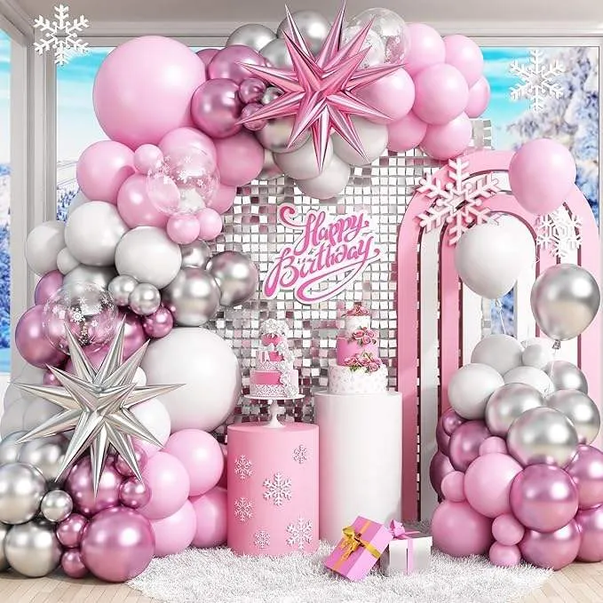 Prezentare eleganta pentru un set arcada baloane roz si argintiu cu stele 3D metalizate, montat ca decor aniversare fetite.