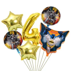 Set baloane aniversare 4 ani tematica Batman cu cifra 4 auriu si stele