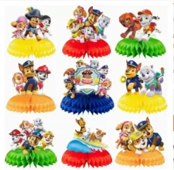 Set de noua decoratiuni masa patrula catelusilor cu baze colorate tip fagure si figurine Chase, Marshall si Skye.
